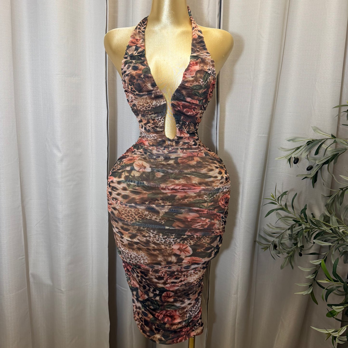 U WIRE INSERT HALTER MIDI DRESS-Brown Multi