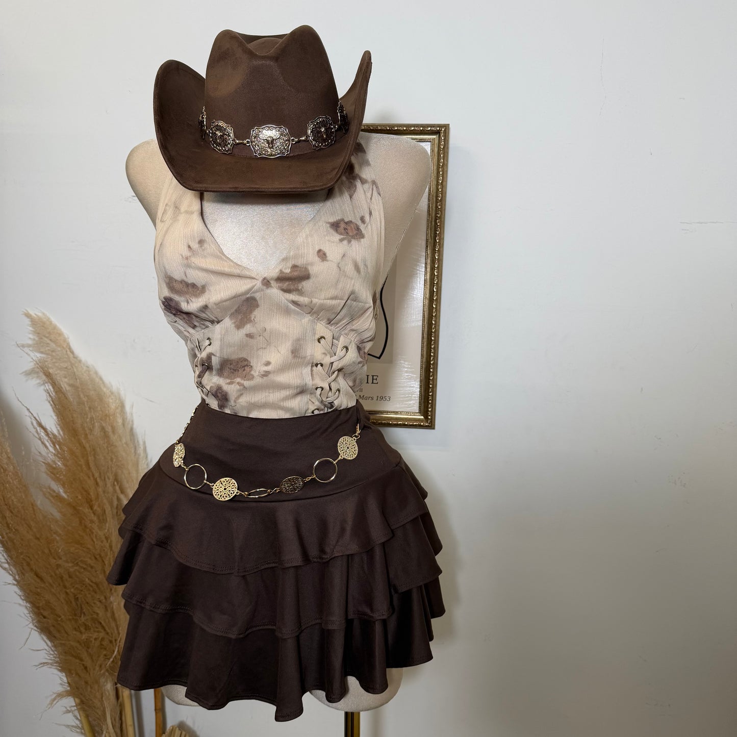 Metal Trim Ruffle Mini Skort-Brown