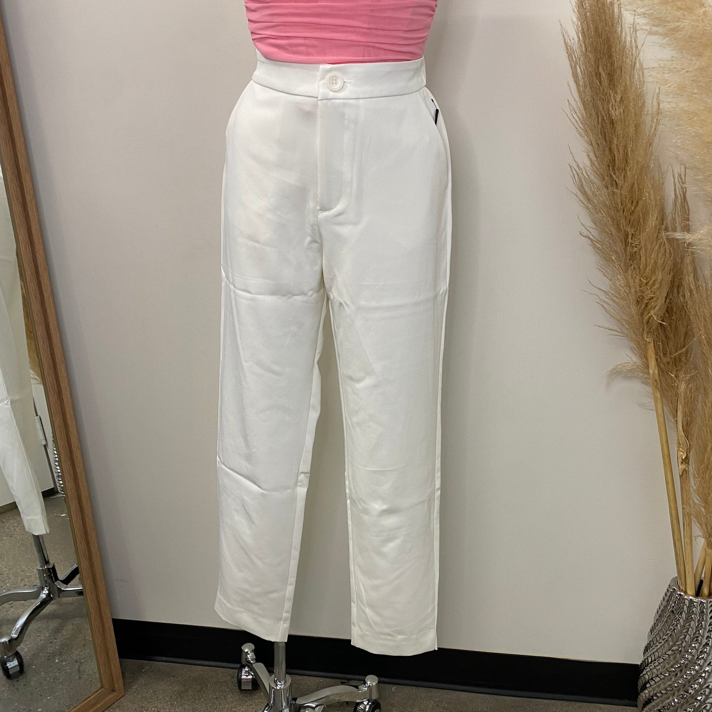 Ellen Taillored Pants -White