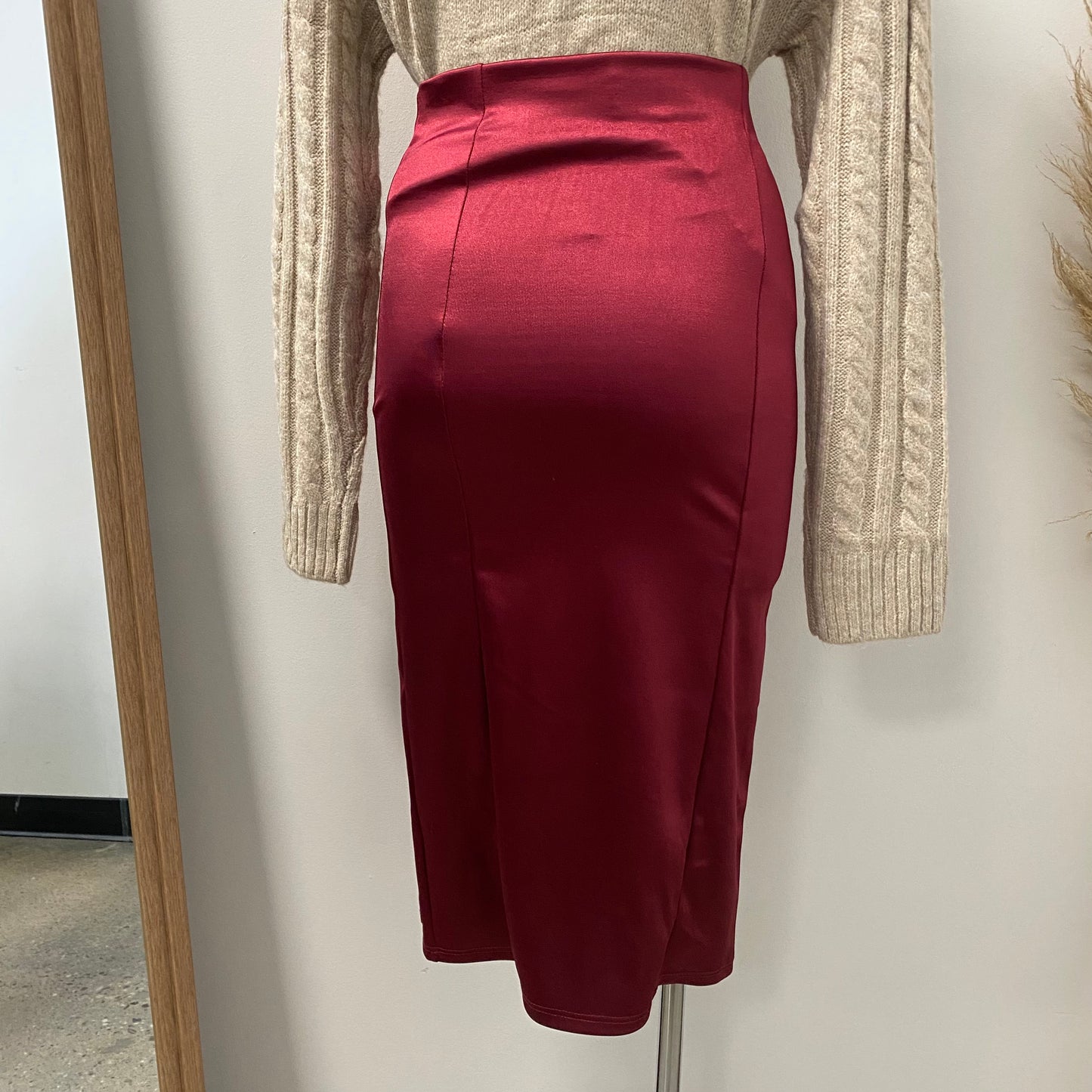 Sabrina Mid Skirt -Burgundy