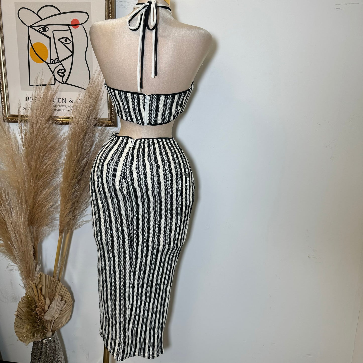 Solid Cut & Sew Knit Cut Out Waist Tie Neck Midi Dress-Black/Oat