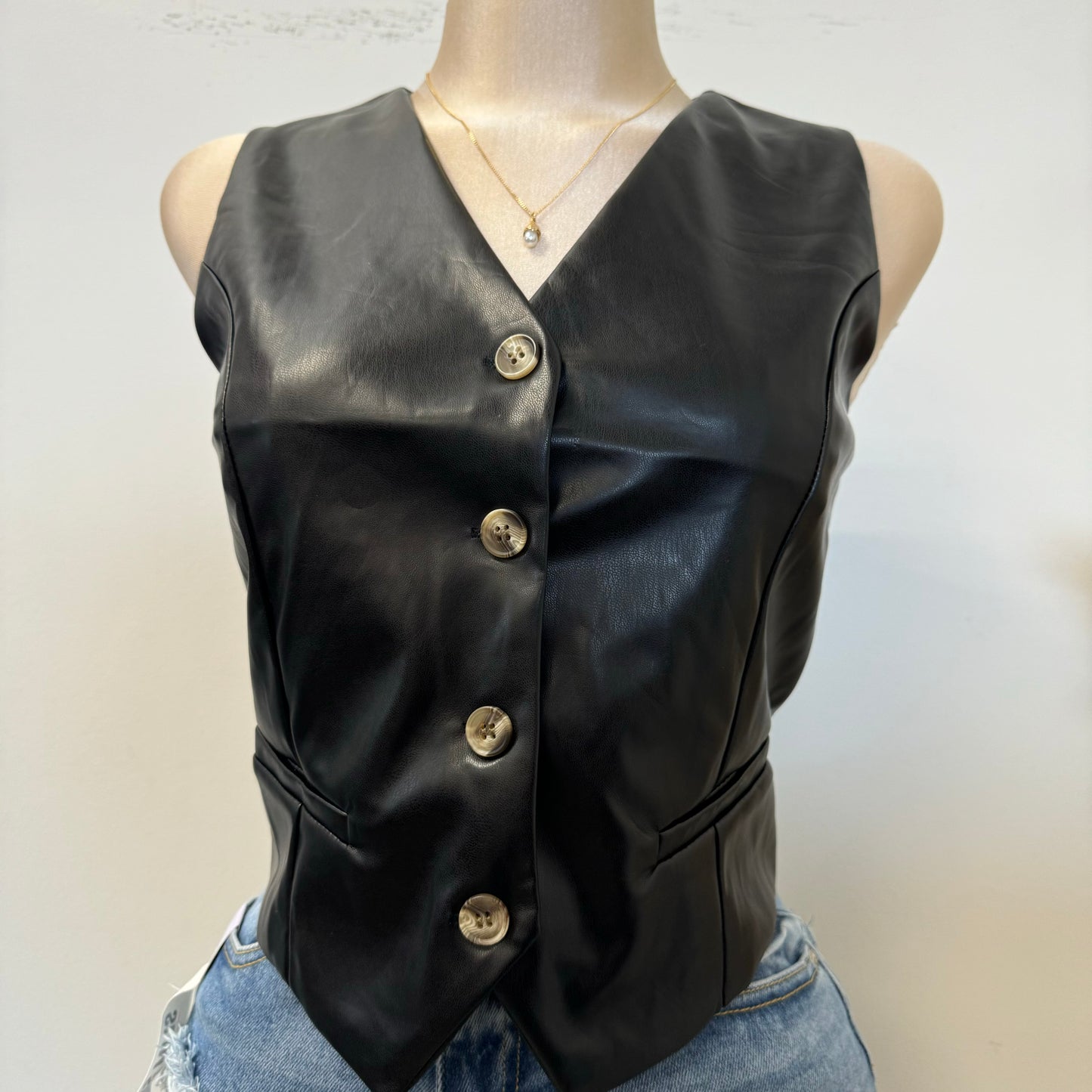 Georgina Vest-Black