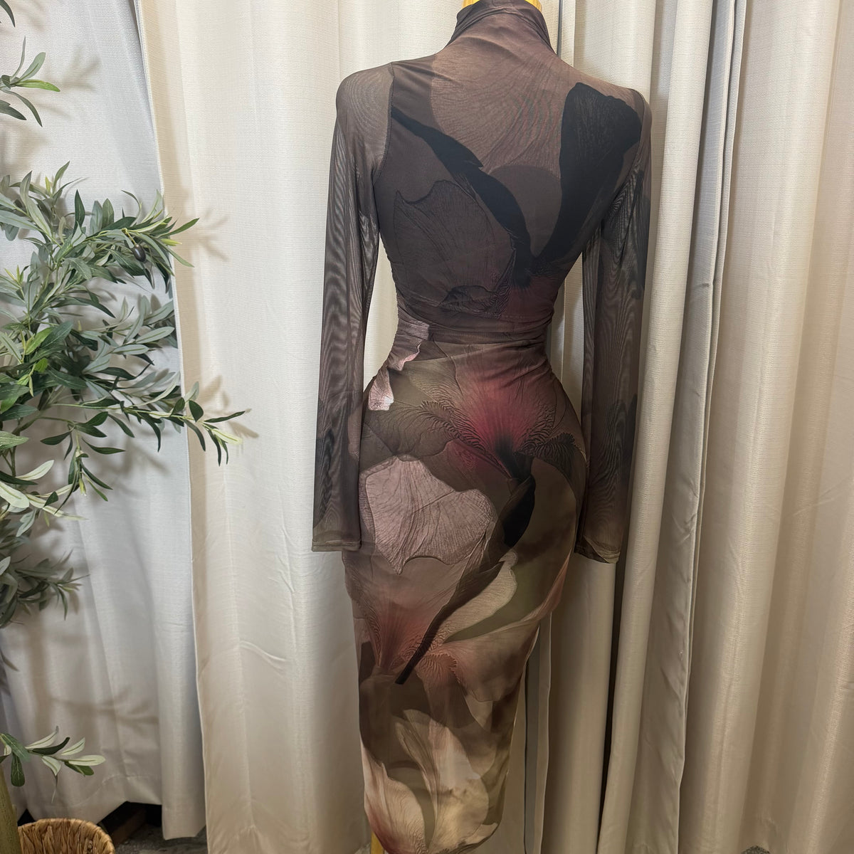 Big Flower Mesh Long sleeve Midi Dress-Olive combo
