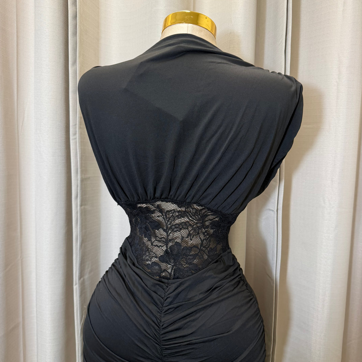 Short sleeve Lace Maxi Dress-Black