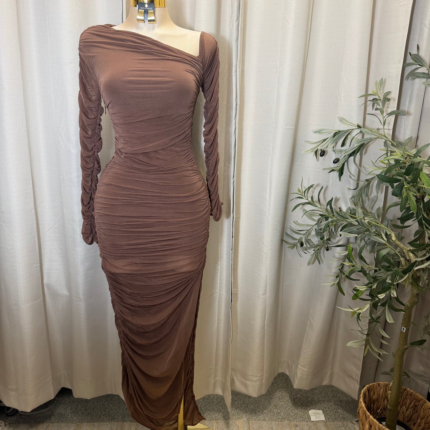 LONG SLEEVES ASSYMETRICAL HEM MAXI DRESS-Brown
