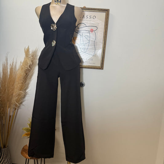 V Neck Top And Casual Pant Set-Black