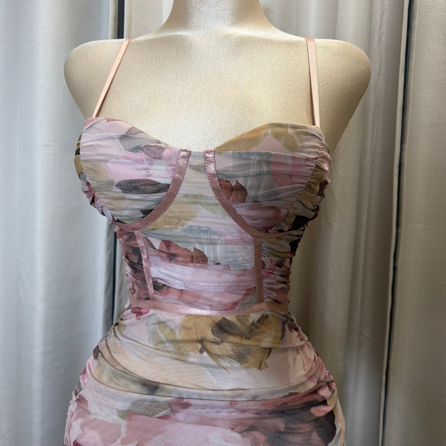 BODYCON MIDI DRESS WITH A SIDE LEG SLIT-Mauve Multi