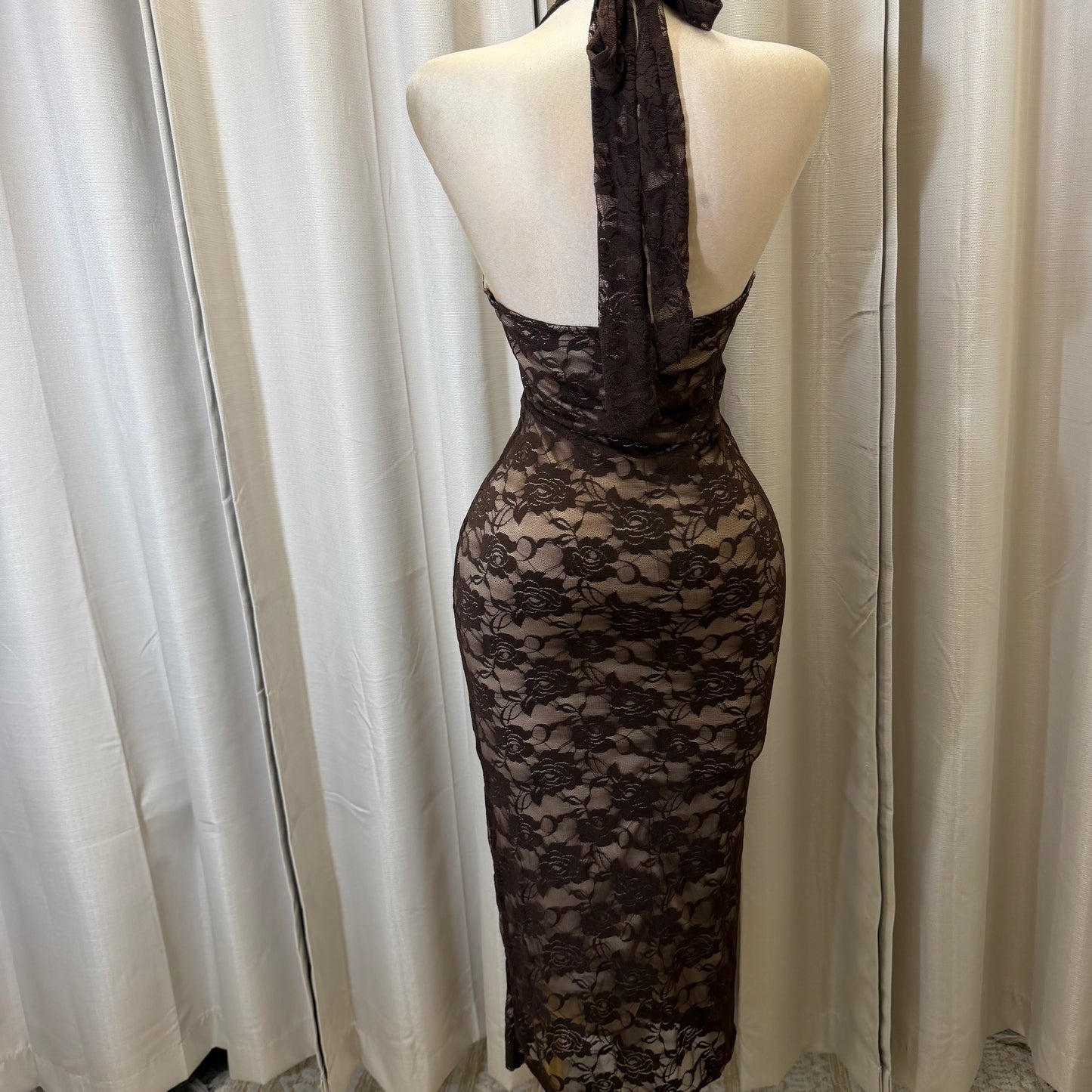 Halter back Tie Open back lace midi Dress-Brown