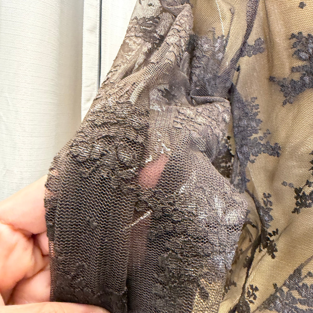 PL Long sleeve sheer lace Mesh Top-Brown