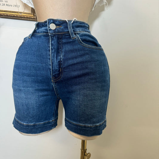 Mom Shorts-Médium Wash