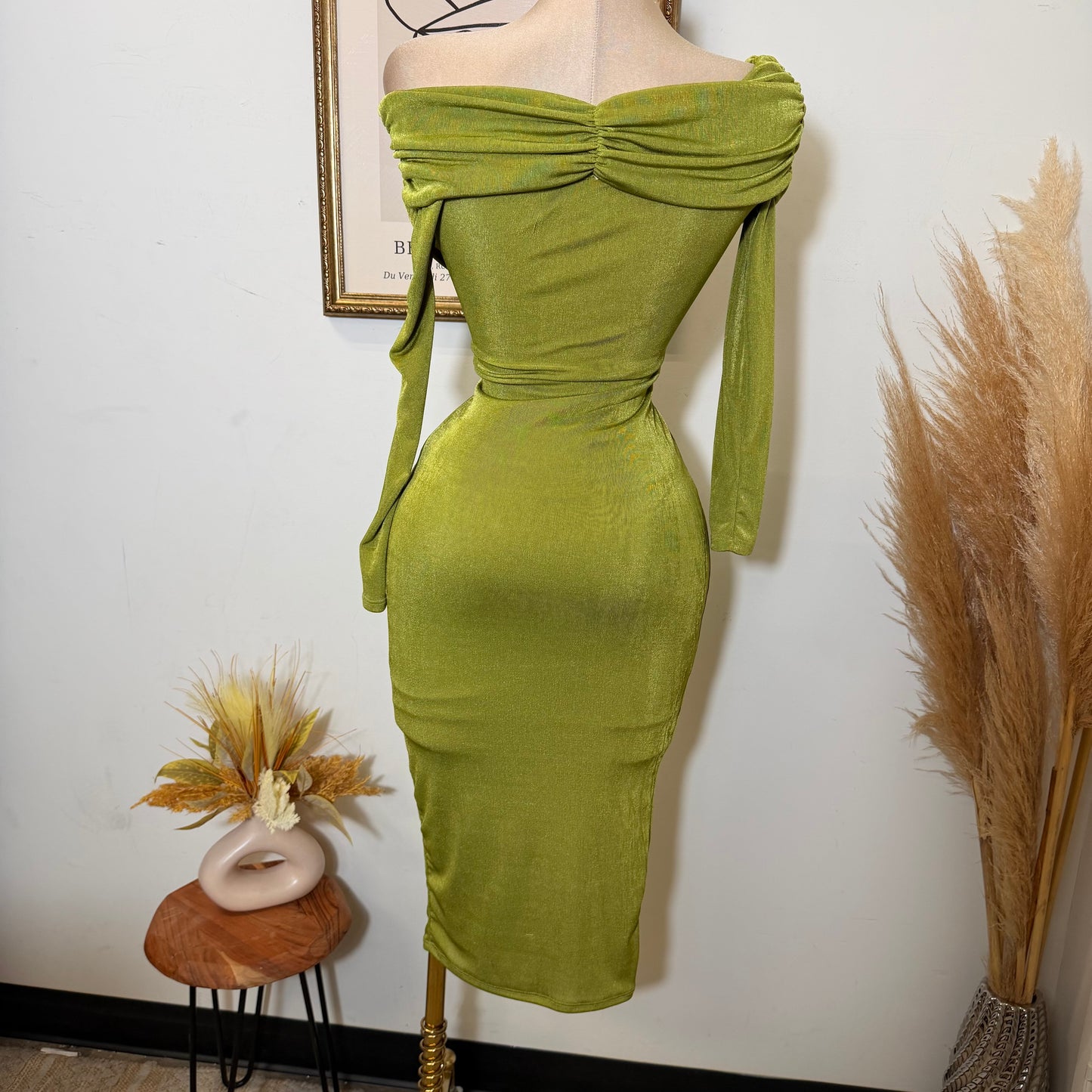 Off shoulder Long sleeve Dress-Moss Green