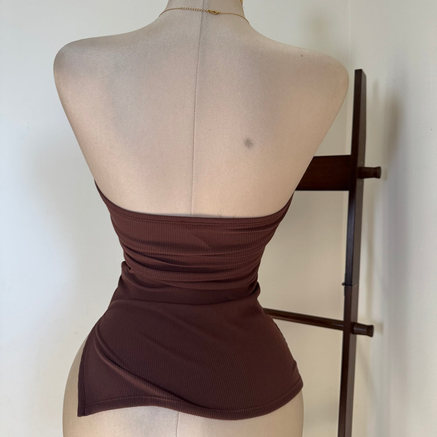 Strapless Ribbed Material Tube Top
