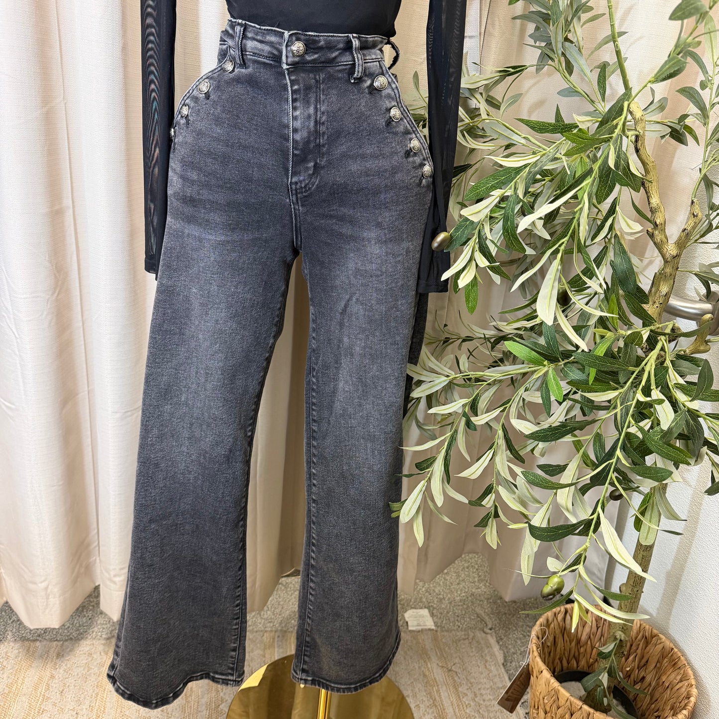 High Waisted Jeans Button On the Side-Black/Grey
