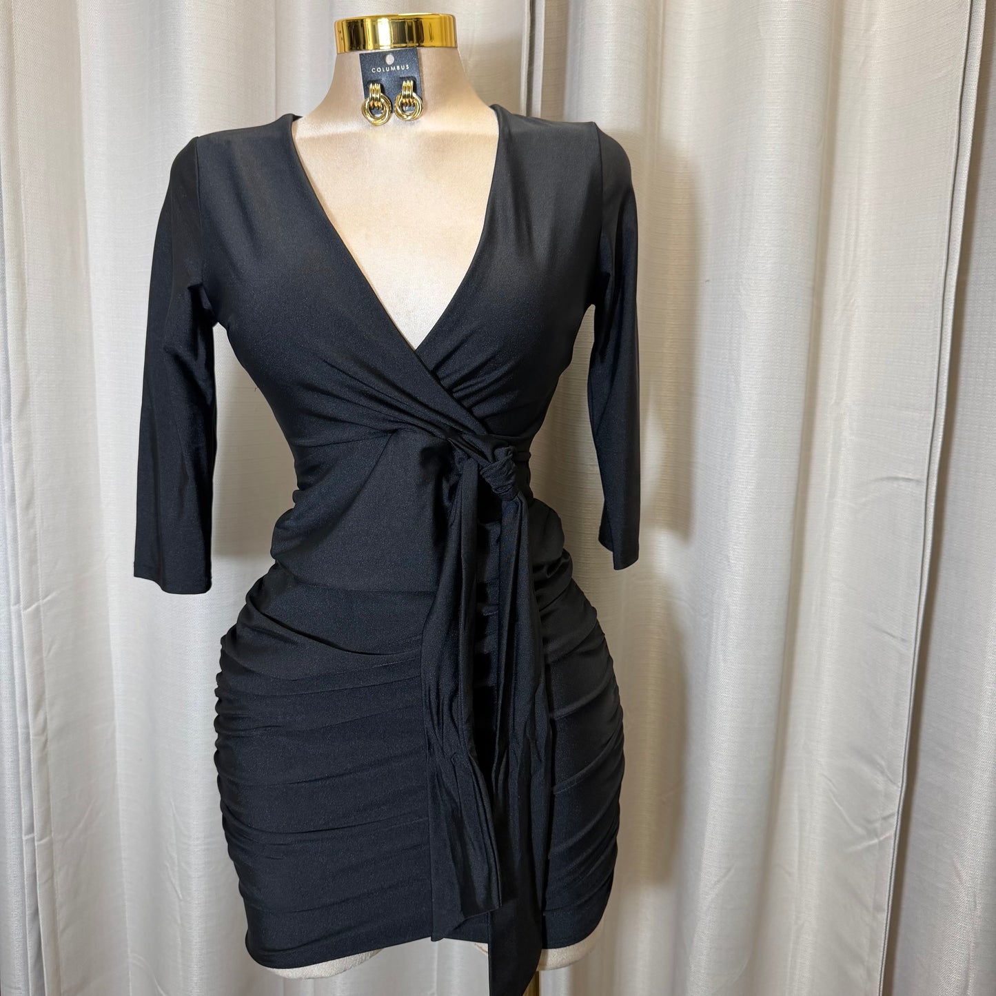 Lulu Short sleeve Mini Dress-Black