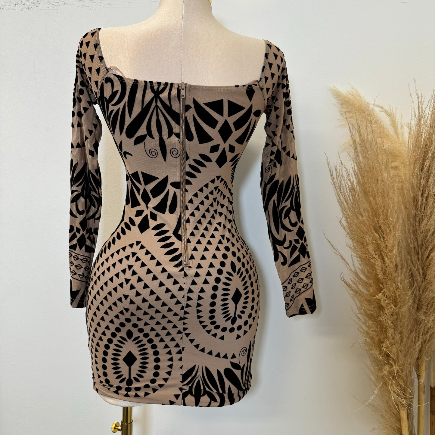 Anslie Dress-Black/Nude