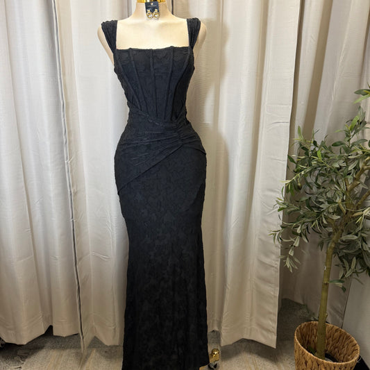 Bustier Bodice With Twist On the Side Maxi Dress-Black