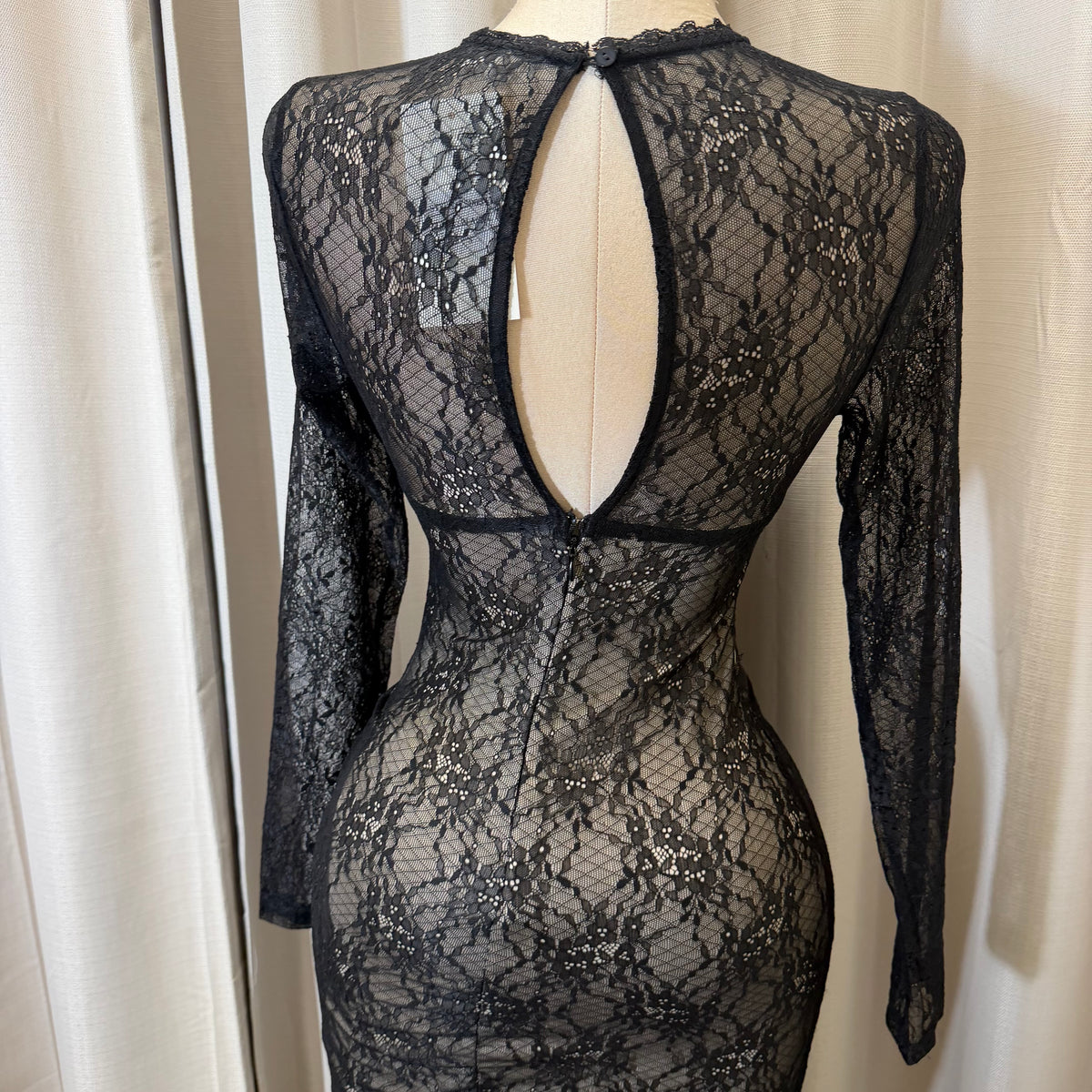 Lace  Long sleeve Sleeve Corset  Midi Dress-Black