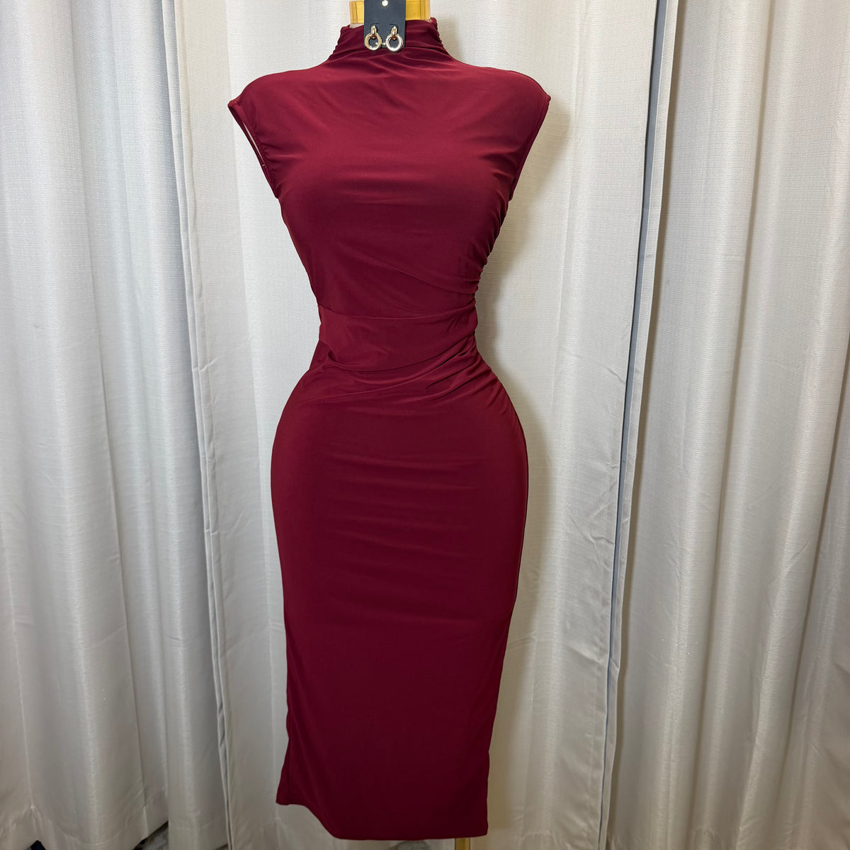 Solid Shirring Midi Dress-Burgundy