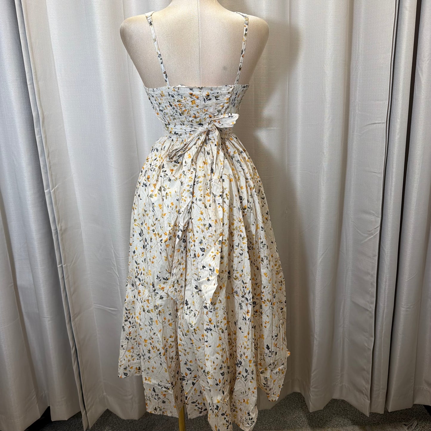 Daisy Floral Sweetheart fit and Flare Midi Dress-Yellow