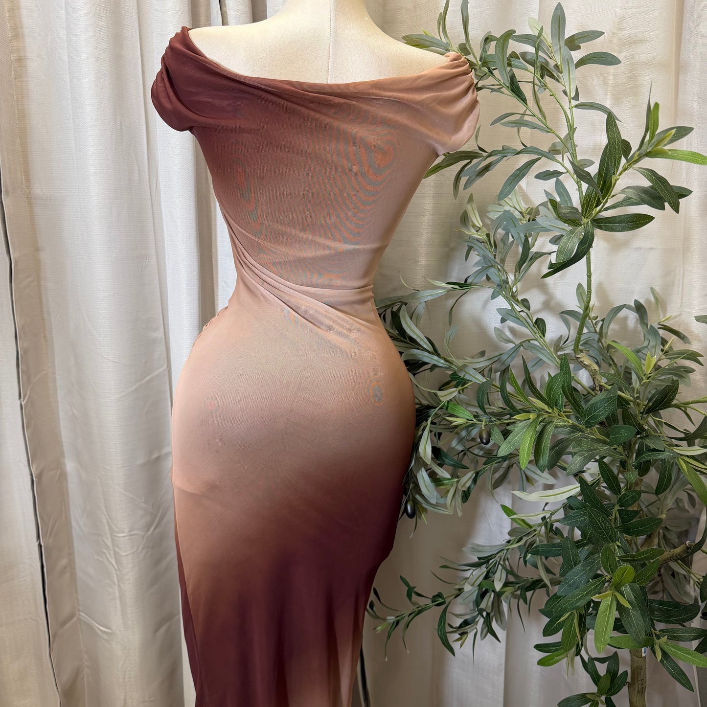 Off shoulder Mesh Ombré Maxi Dress-Brown
