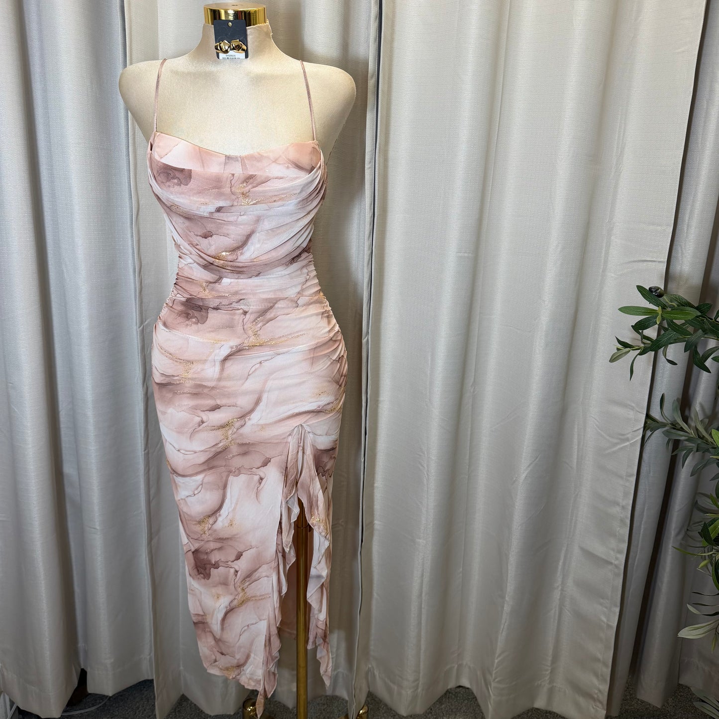 SLEEVELESS COWL DRESS-Brown