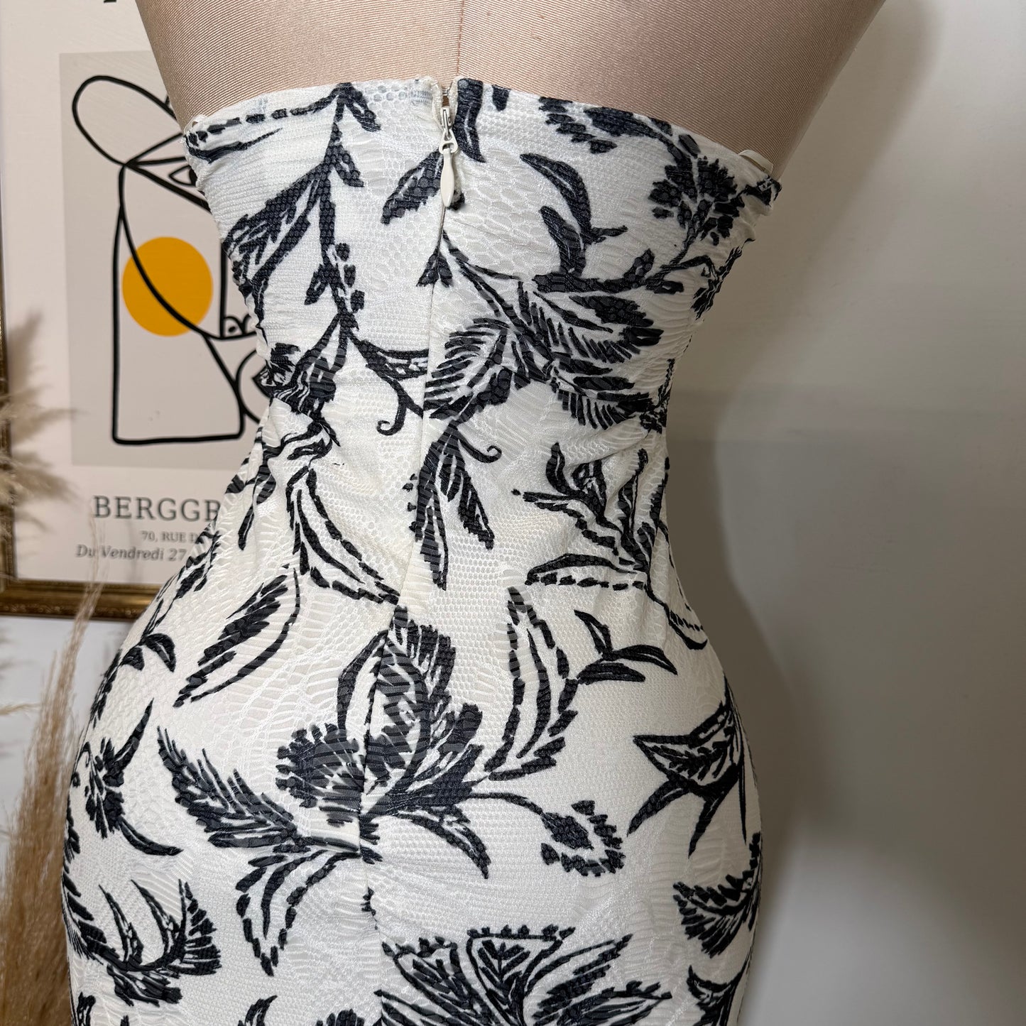 Printed Knit Jacquard w/ Metal Trim Tube Midi Dress-Black/White