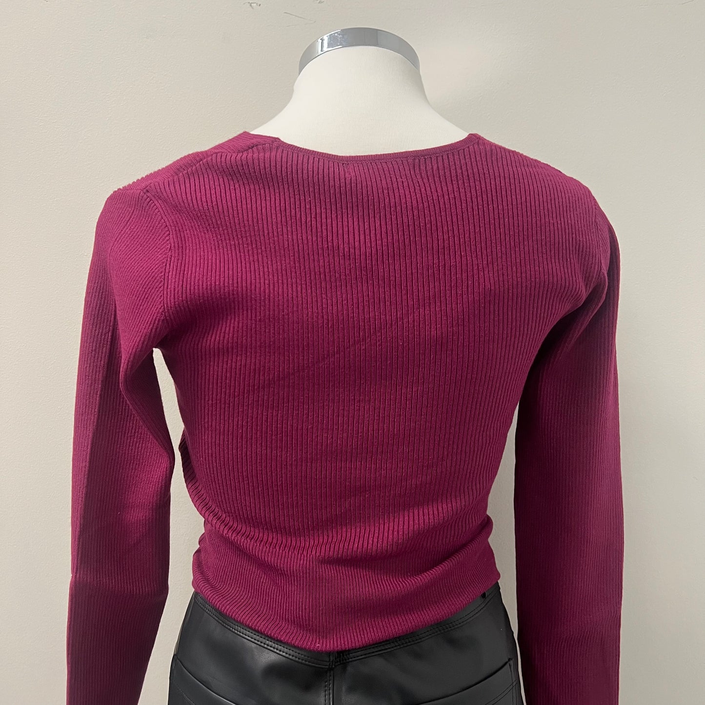 ANI KNIT TOP-MAGENTA