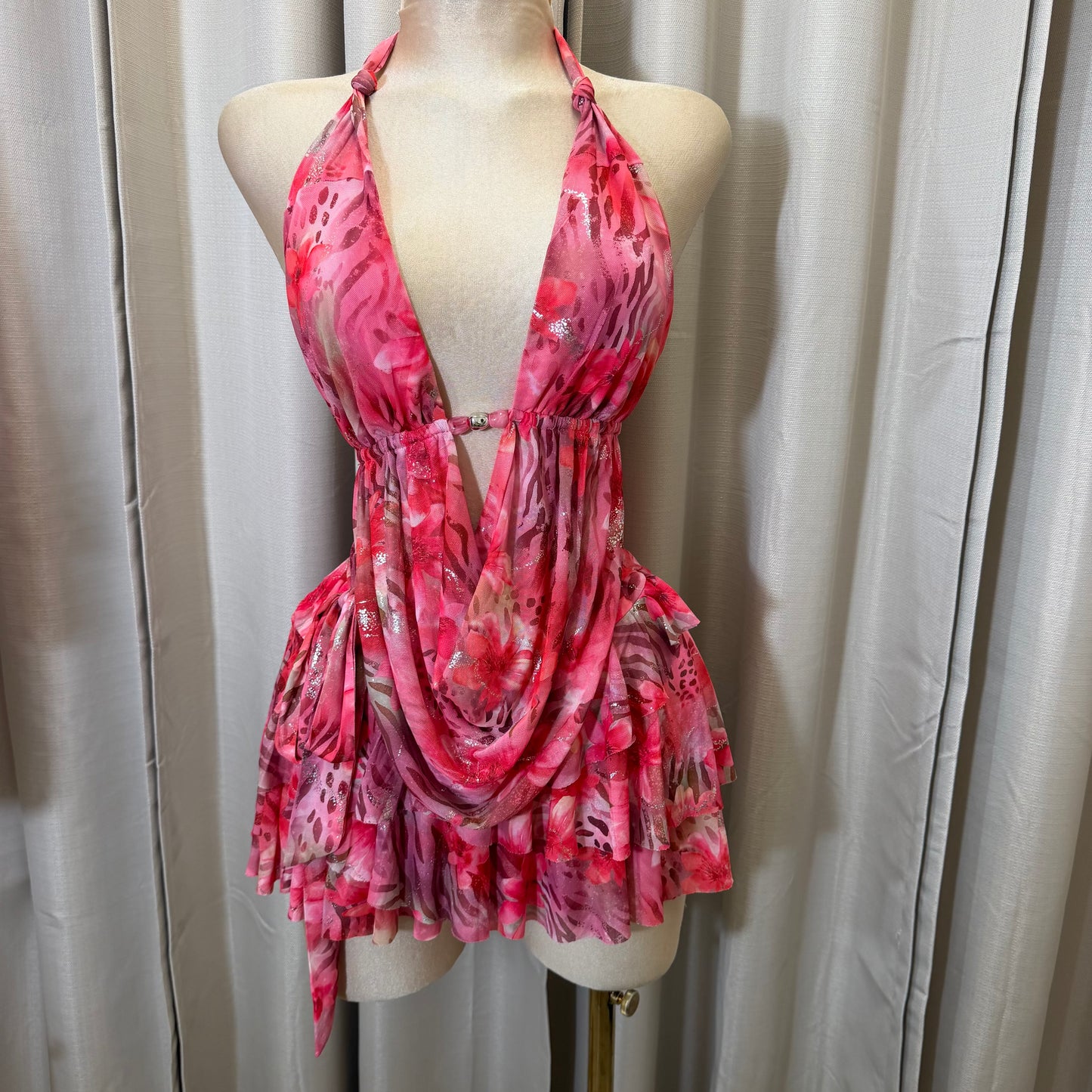 Halter Open back Top Mini skirt set-Pink