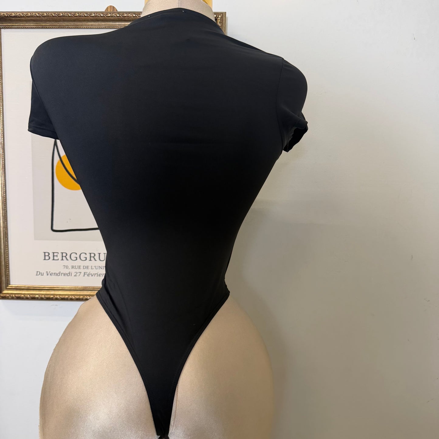 Crew Neck Short Sleeve Bodysuit-black