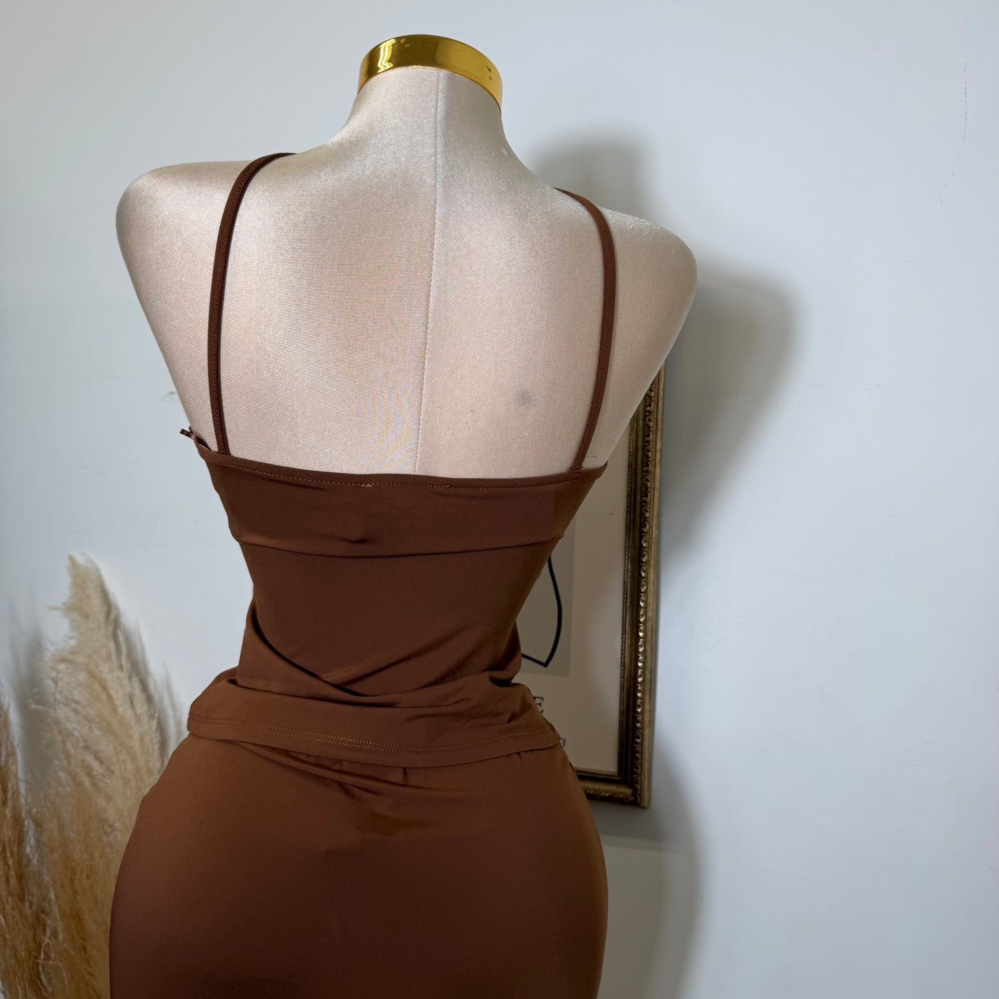 Keyhole Halter Top W/ Midi Skirt Set-brown