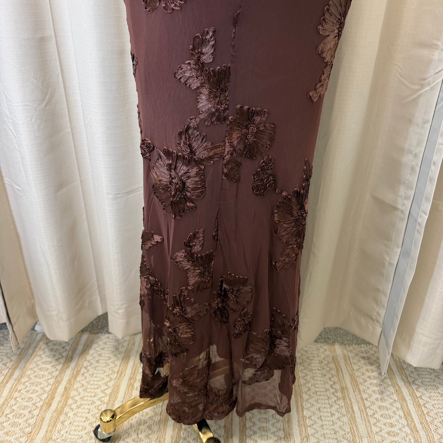 Elegant Floral Appliqué Off shoulder mermaid Maxi Dress-Brown