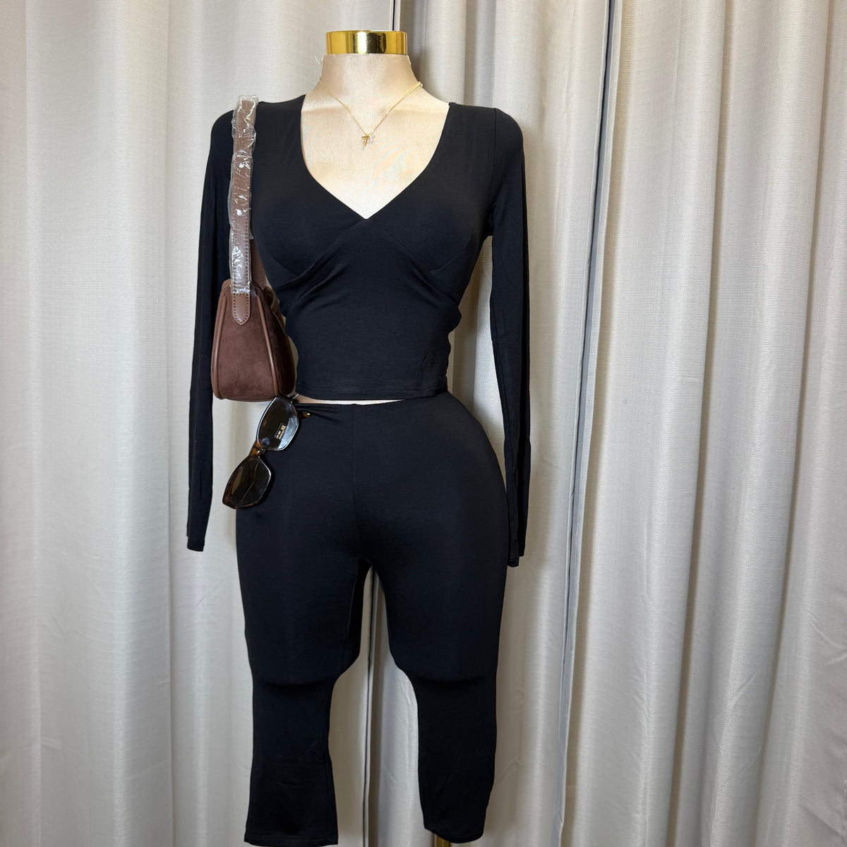 Deep Vneck Long Sleeve Crop Top with Seamed Bust Detail-Black
