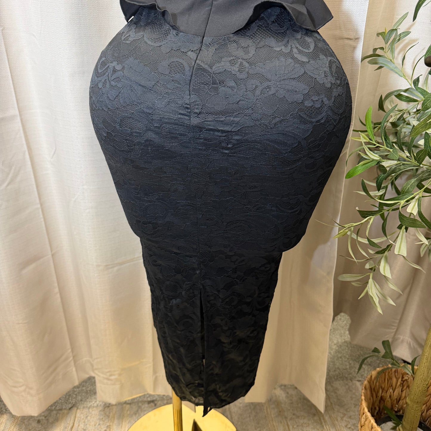 Strapless Corset Lace Midi Dress-Black