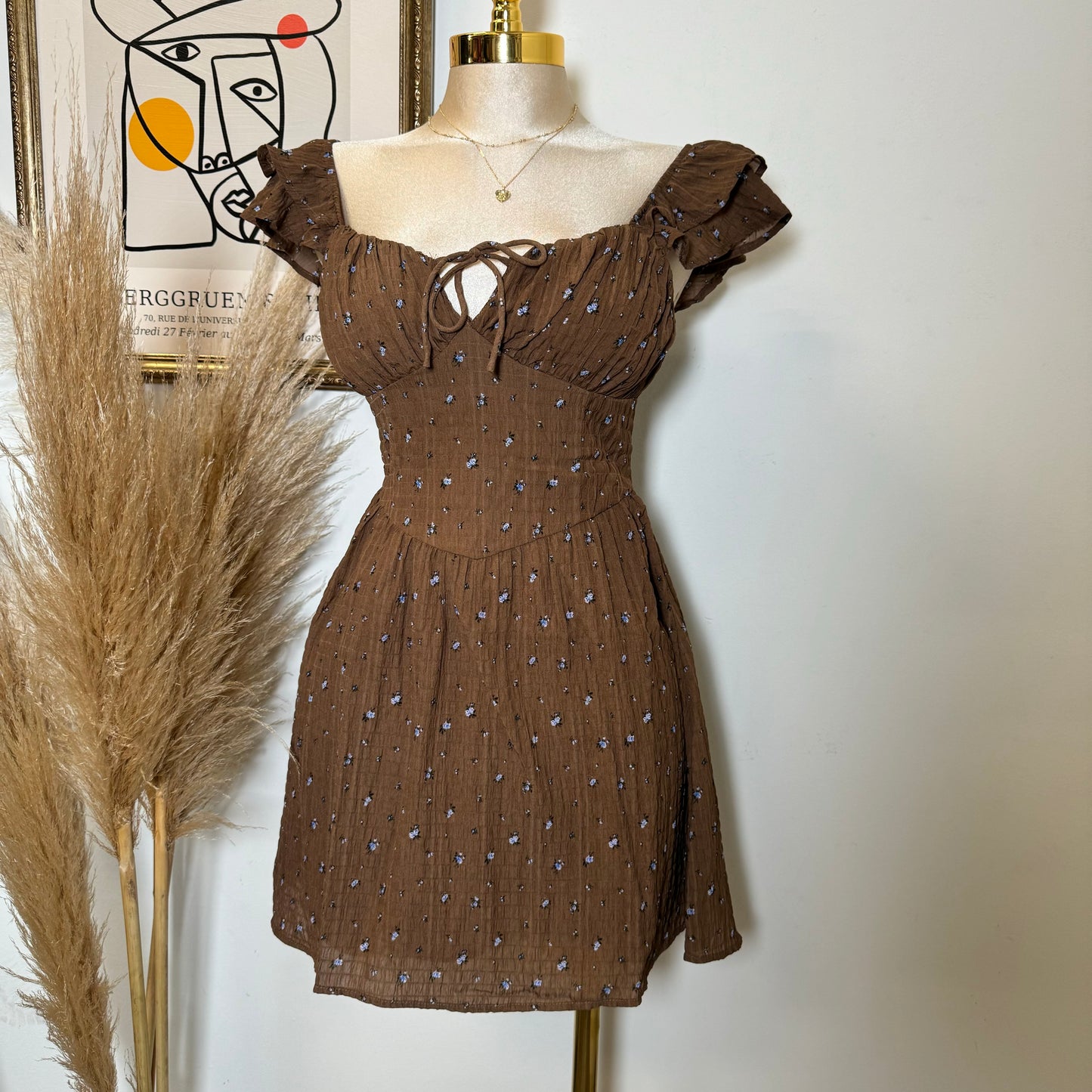 Ruffle Sleeve Mini Dress-Brown