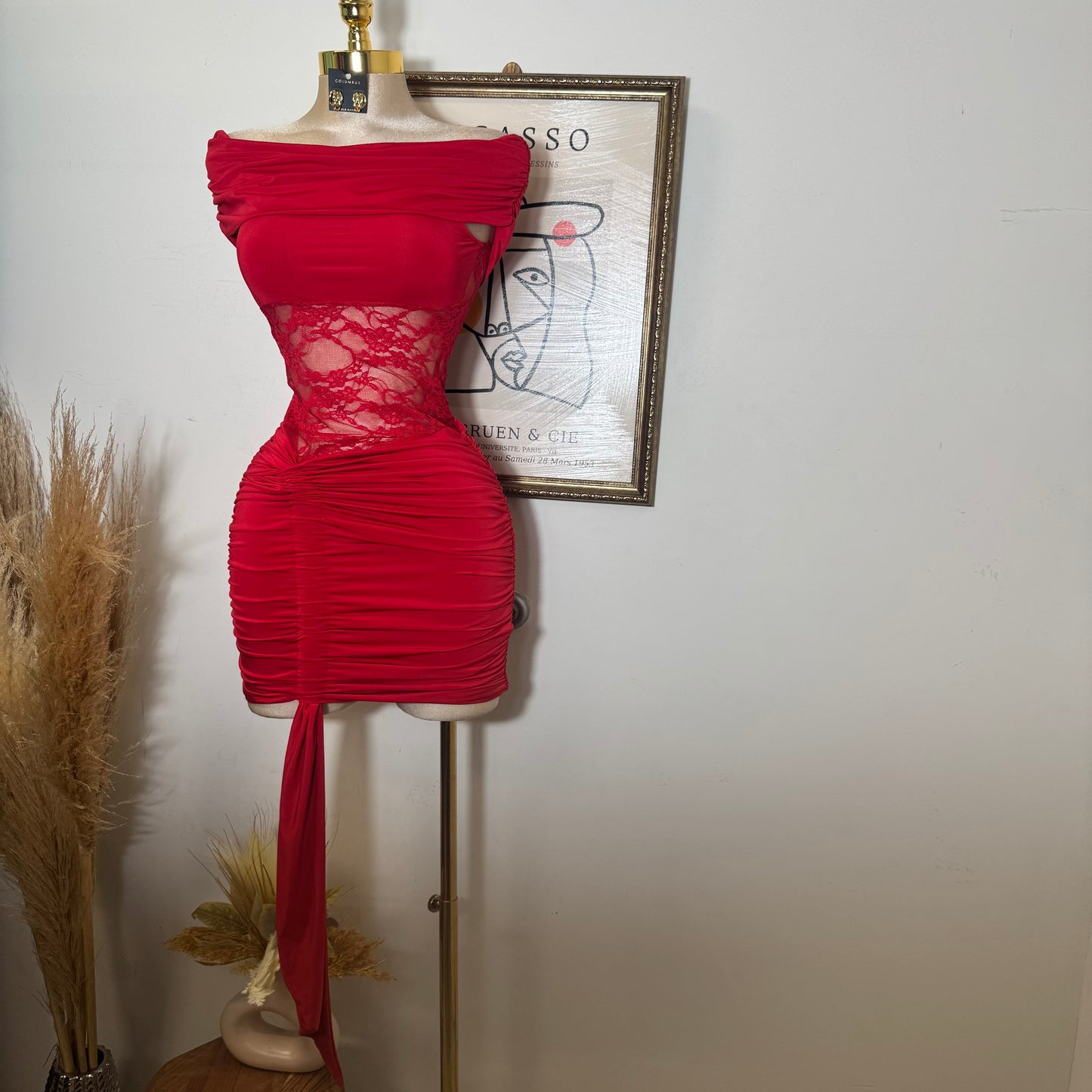 Off Shoulder Lace Dress-Red