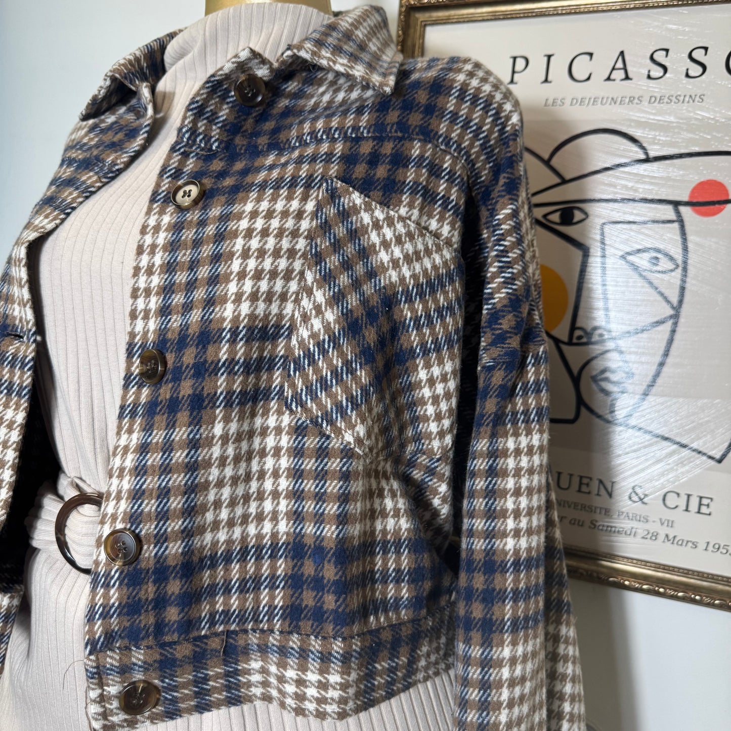 Cropped Button Down Plaid Jacket-Navy