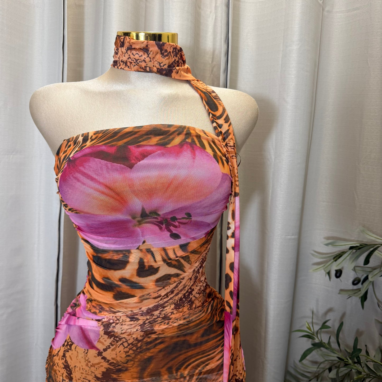 PRINT RUCHED MIDI DRESS-Brown Pink