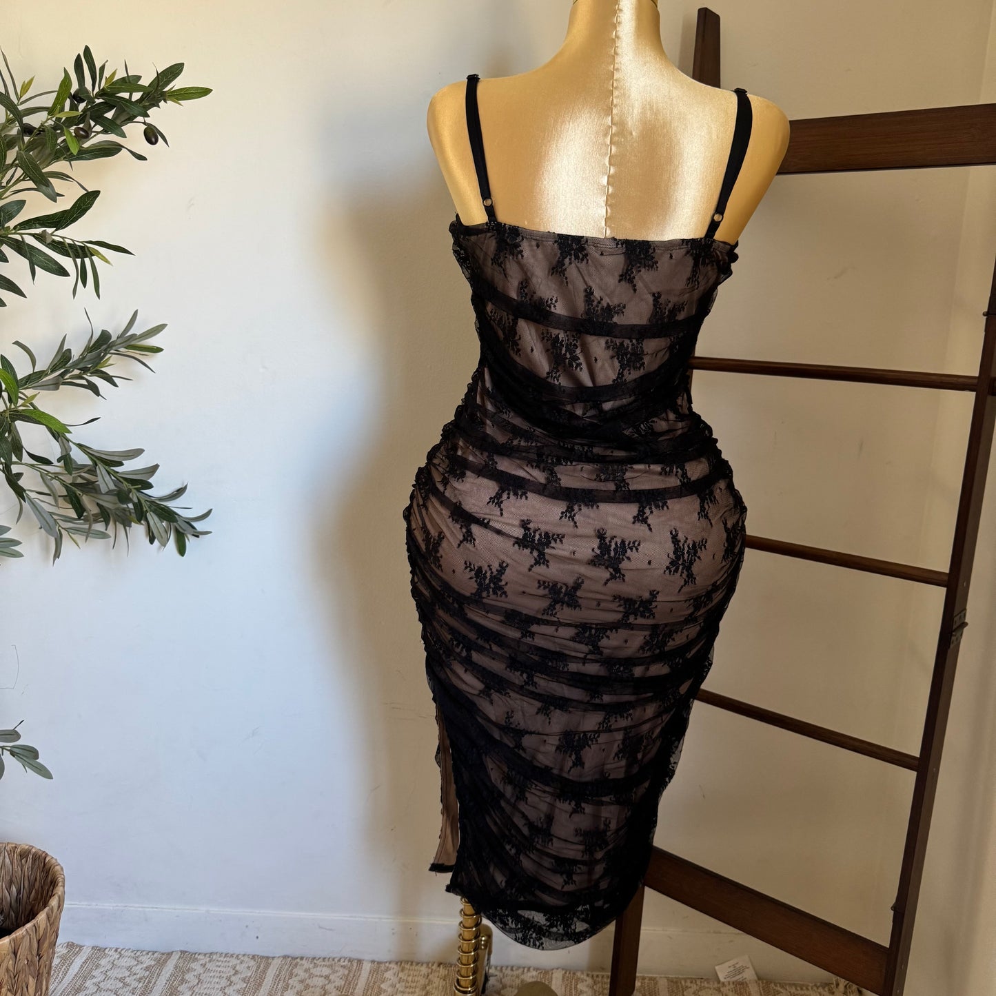 Lace Midi Dress Plus size -Black