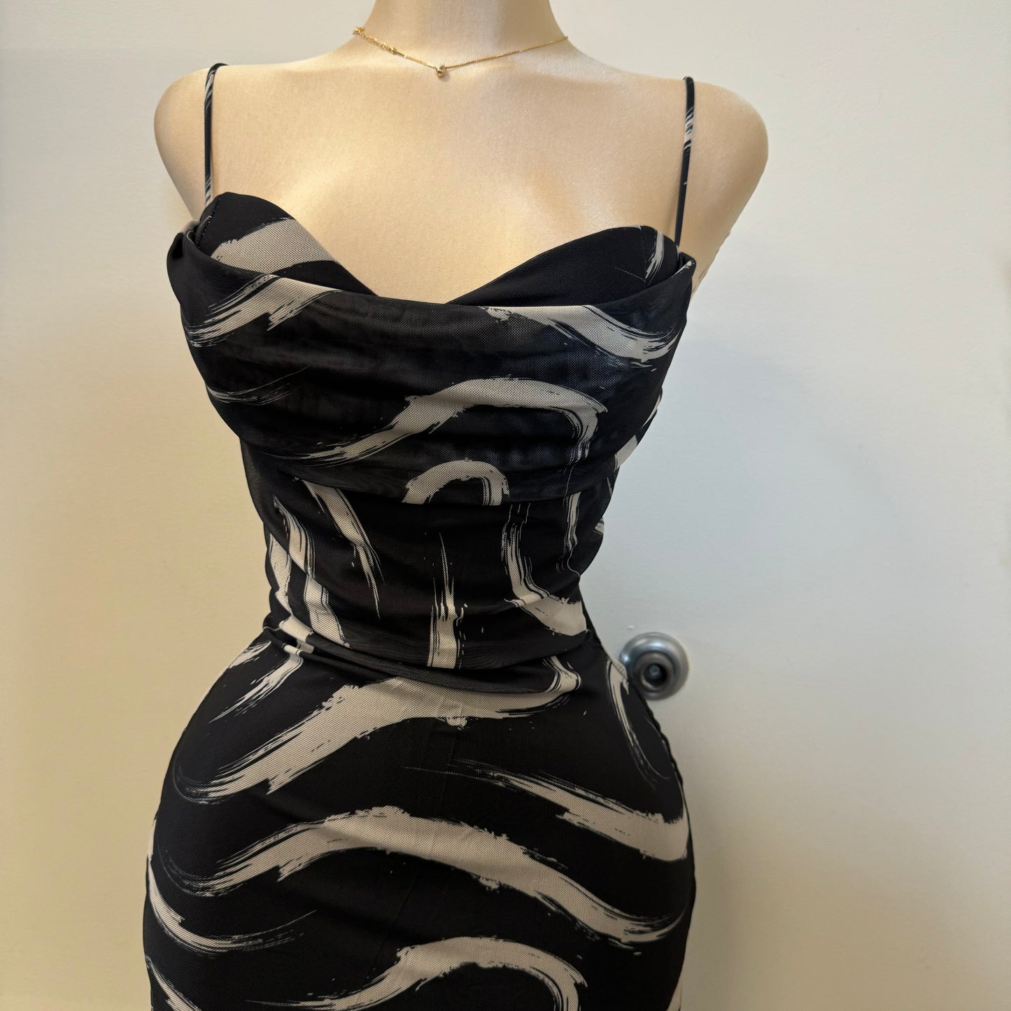 Mismaloya Dress-Black/White