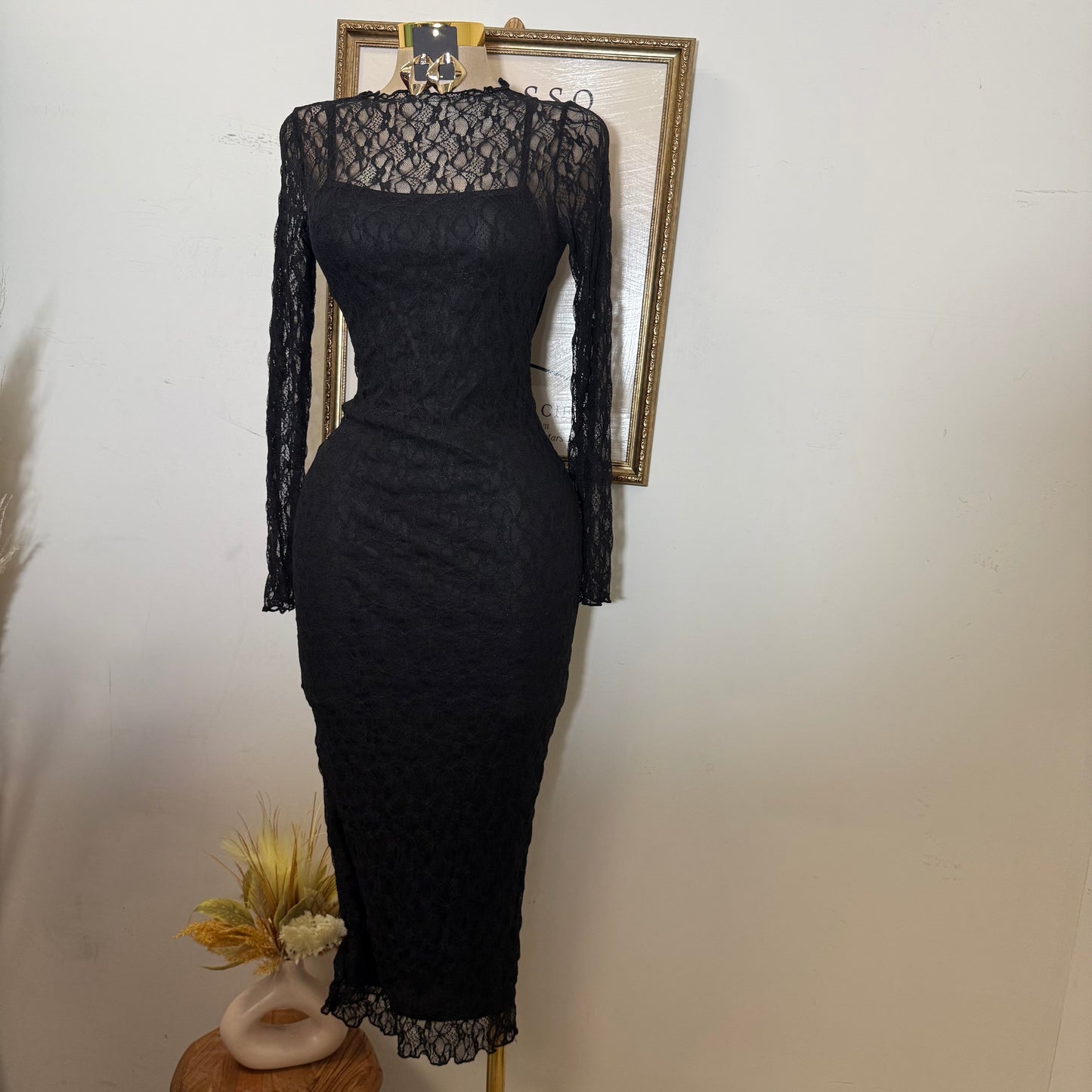 Rosie Lace Midi Dress-Black