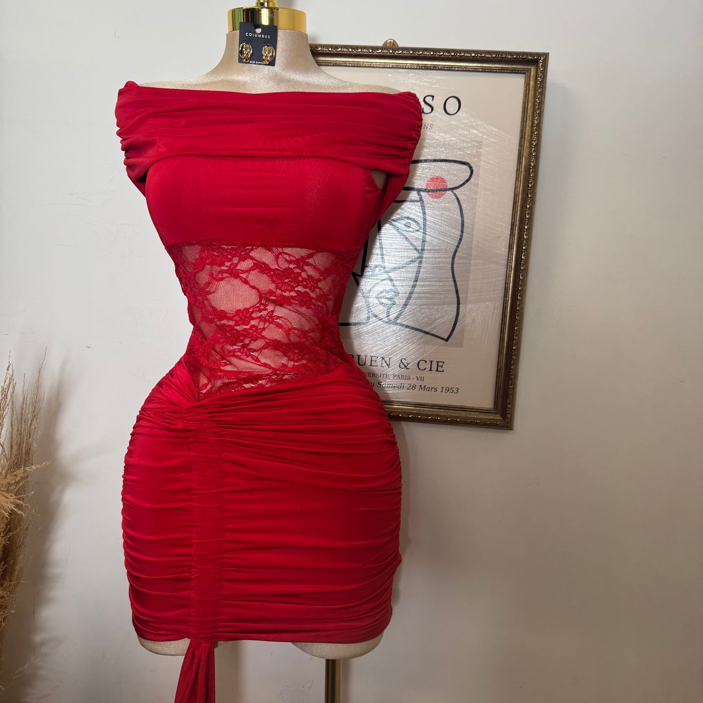 Off Shoulder Lace Dress-Red