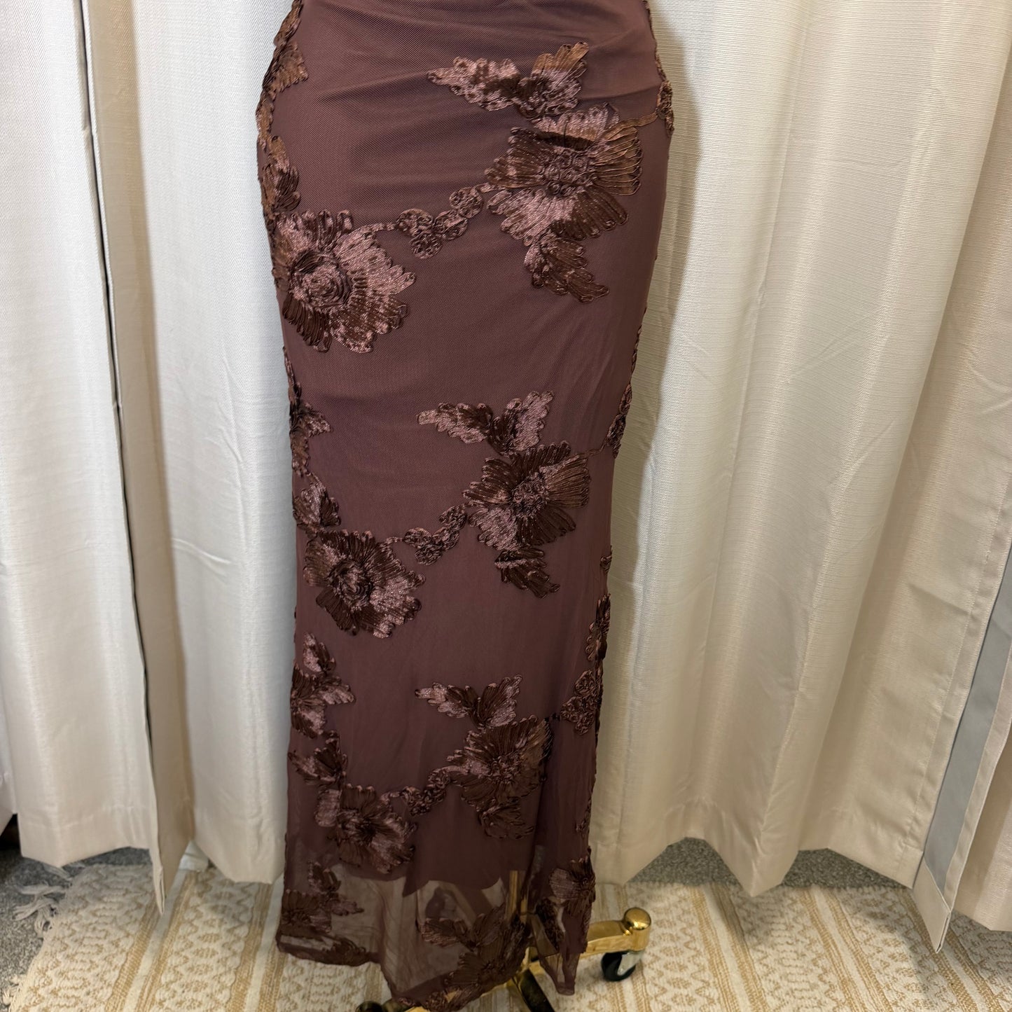 Elegant Floral Appliqué Off shoulder mermaid Maxi Dress-Brown