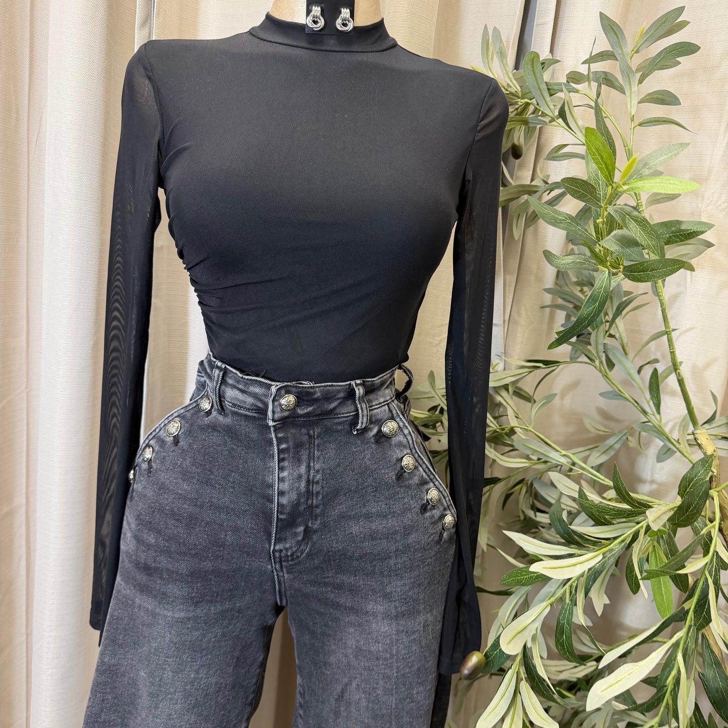 High Waisted Jeans Button On the Side-Black/Grey