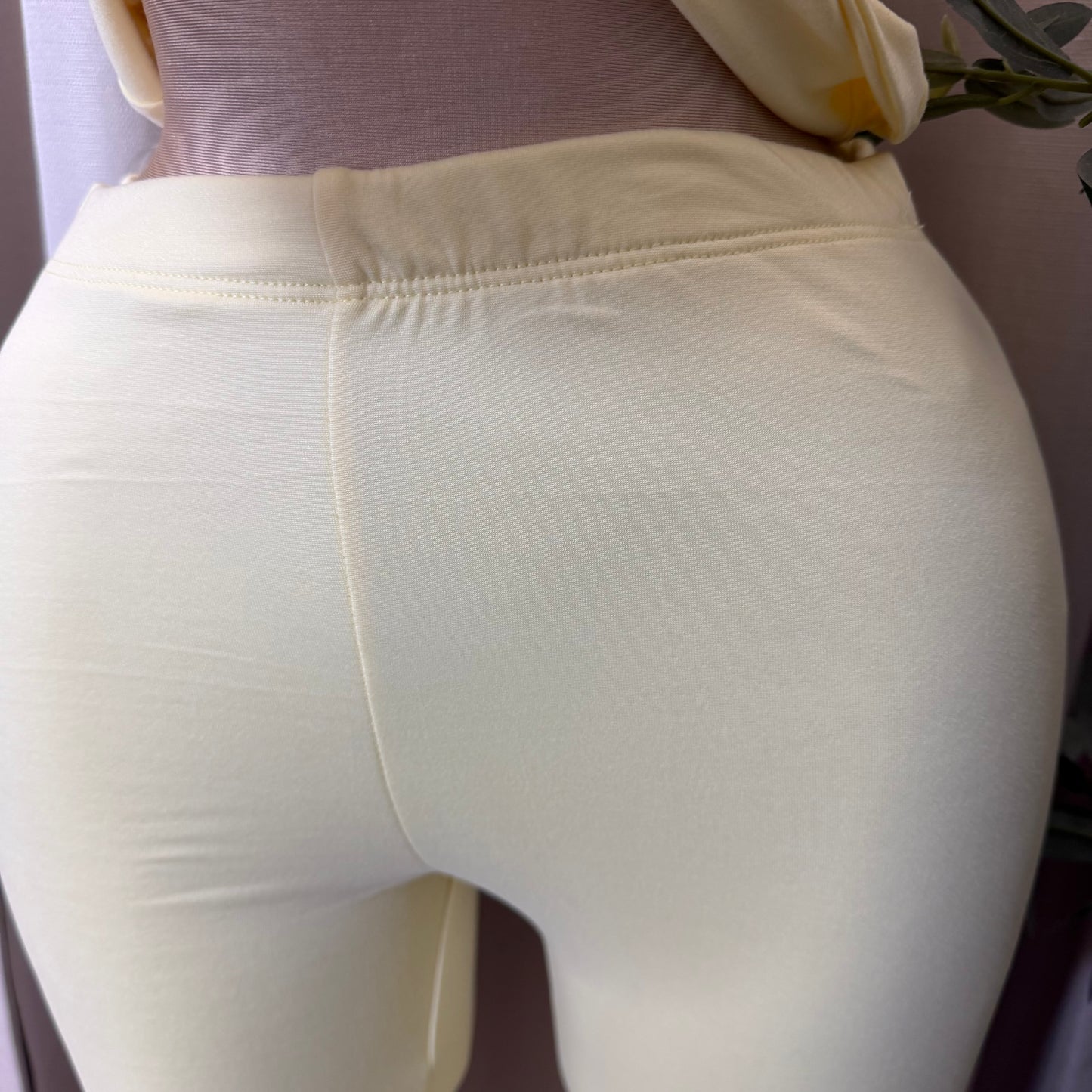 High Waisted Basic Capri Leggings-Light yellow