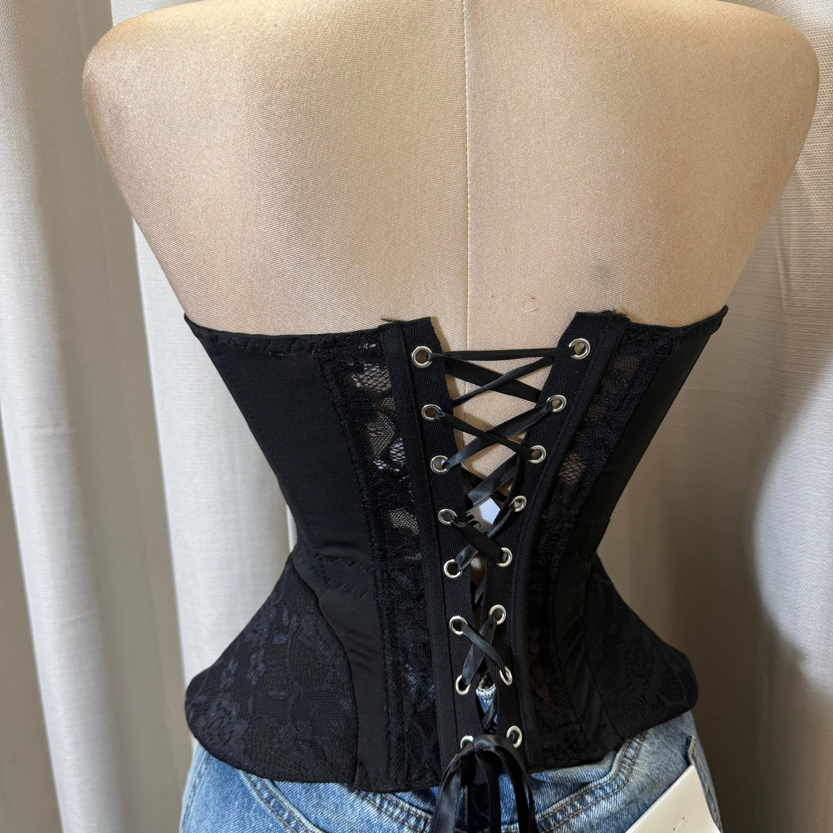 Lace strapless lace up corset-Black