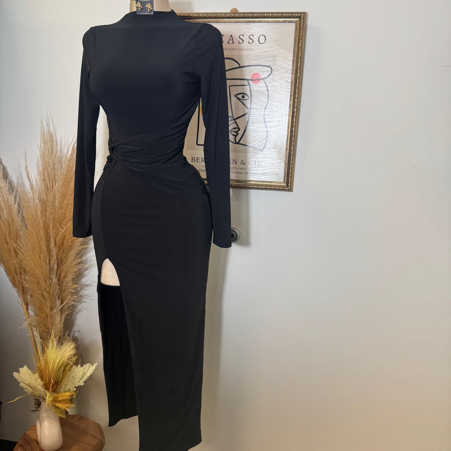 Long Sleeve Open Slit Dress-Black