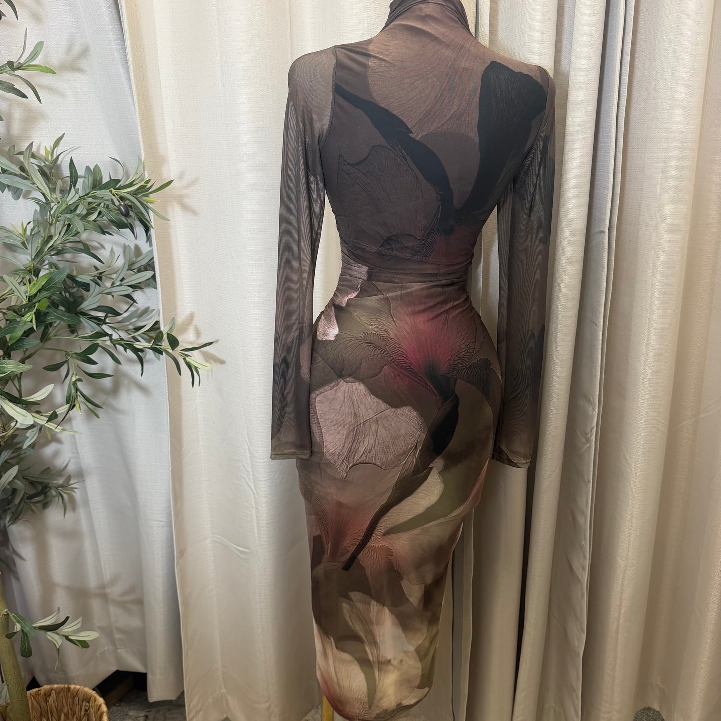 Big Flower Mesh Long sleeve Midi Dress-Olive combo