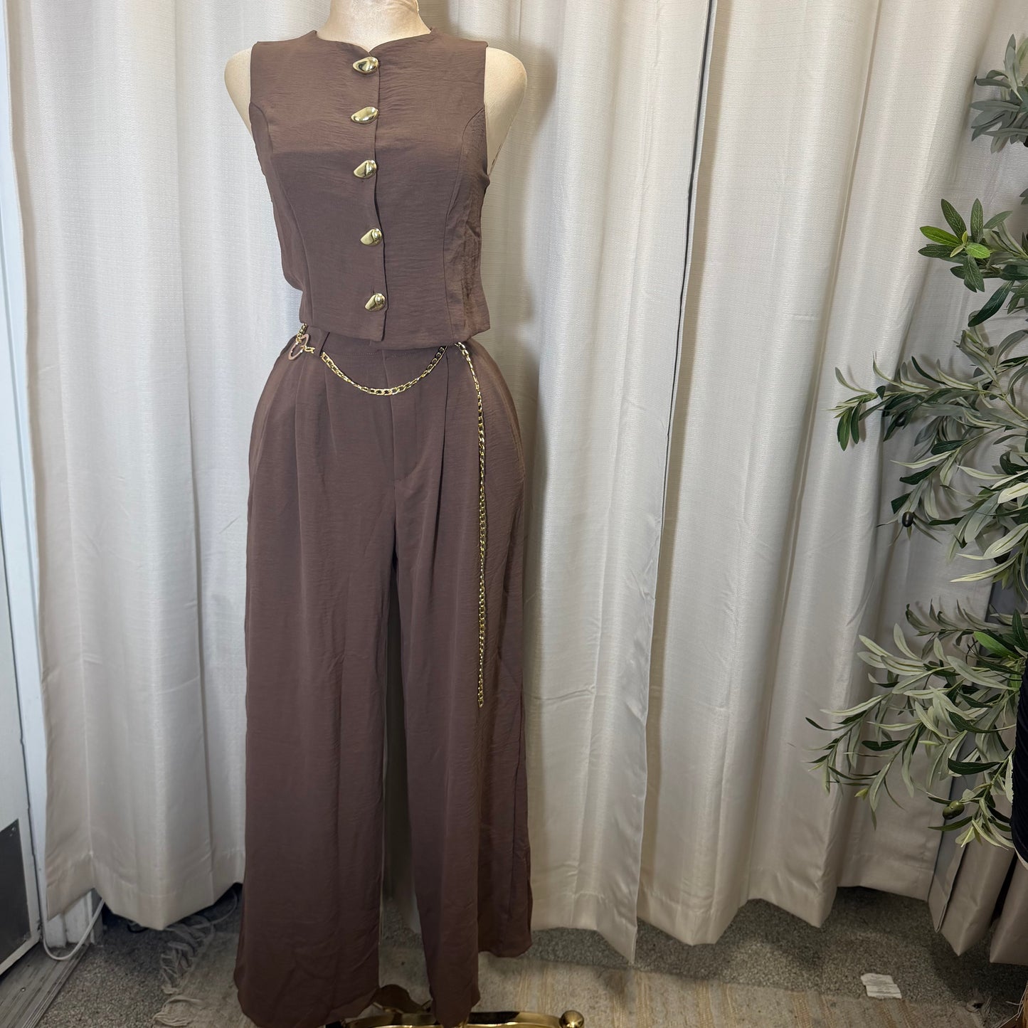 Front button Down Crop Top and Chain Belt Wide leg pant set-brown