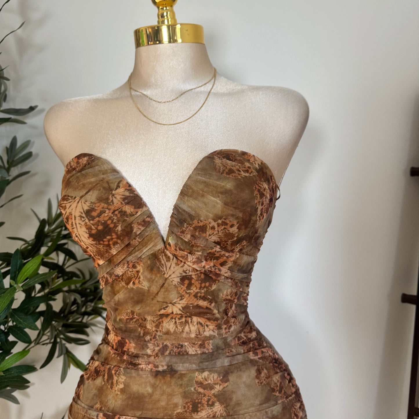 Mesh Print Wire Inset Tube Back Slit Ruching Midi Dress-Brown