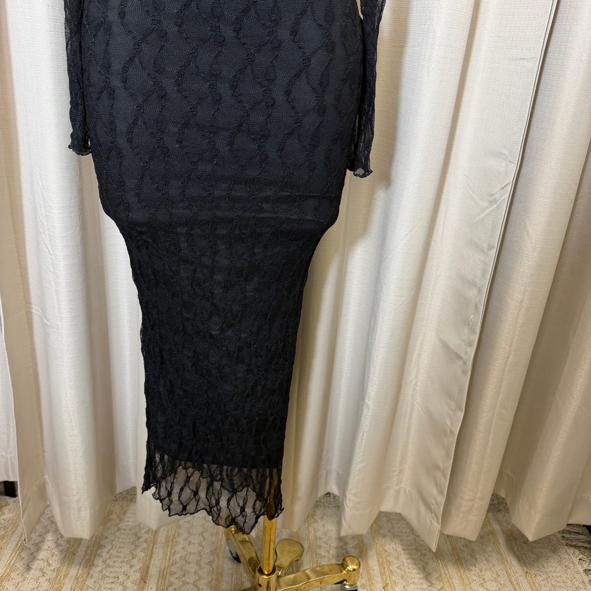 Lace Long Sleeve Maxi  Dress-Black